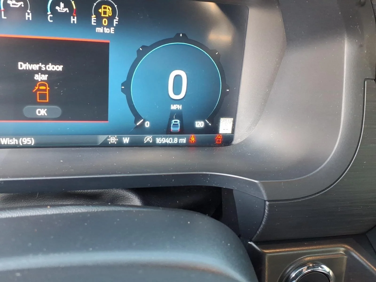 Used 2024 Carbonized Gray Metallic Ford XLT image 30