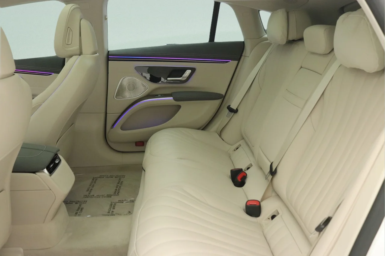 Certified Used 2023 White Mercedes-Benz 450 Sedan Premium Trim image 31