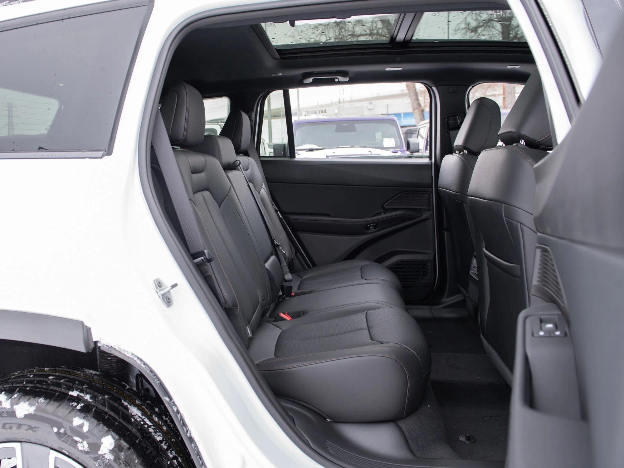 New 2026 White Jeep Limited* image 24
