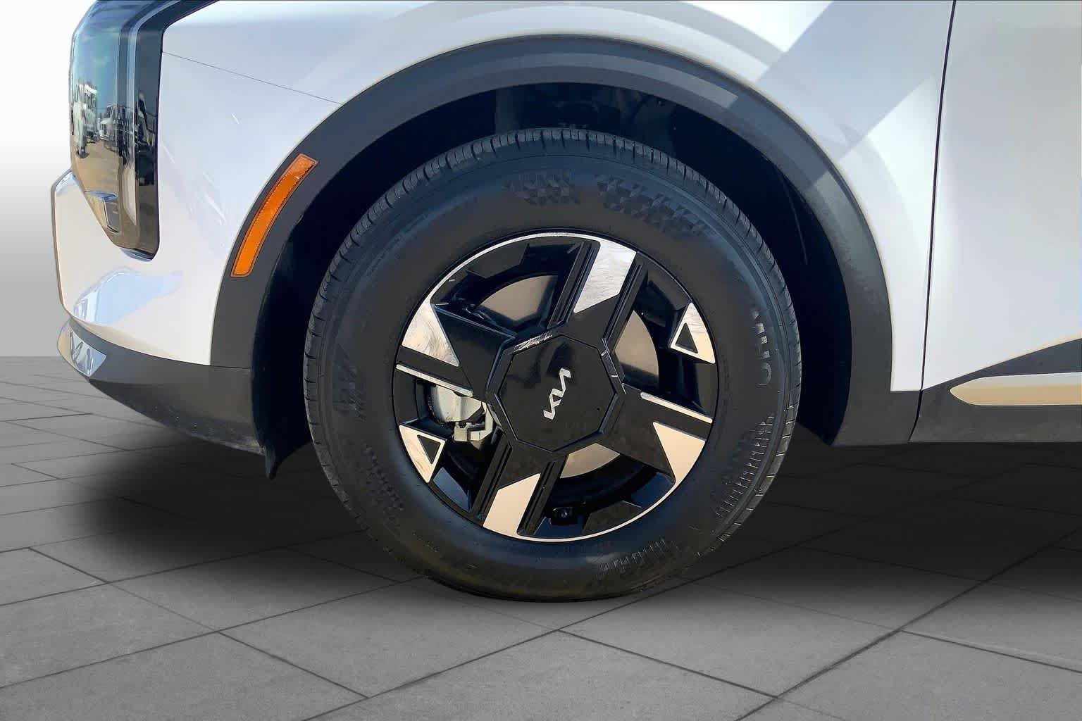 2026 Kia Sportage LX - Photo 11