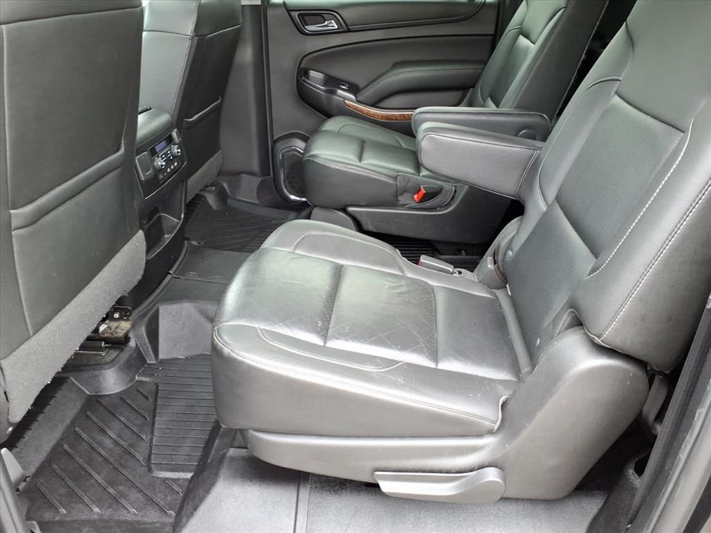 Used 2018 Black Chevrolet Premier image 13