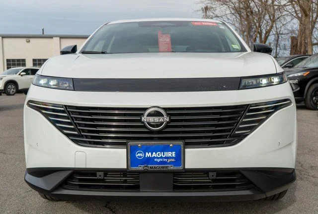 Certified Used 2025 White Nissan SL image 3