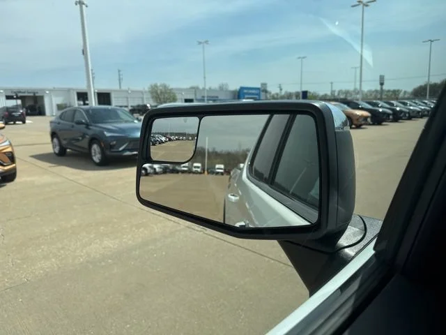 New 2026 Summit White GMC SLE image 58
