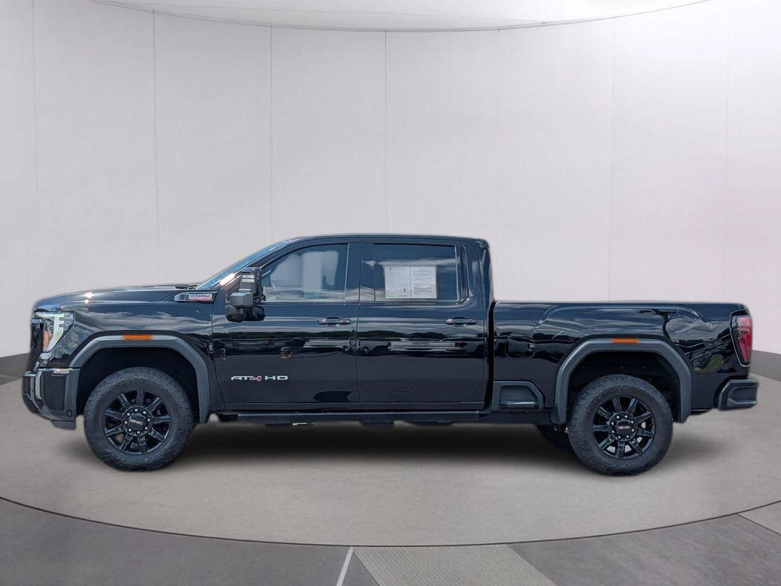 Used 2024 Onyx Black GMC AT4 image 2
