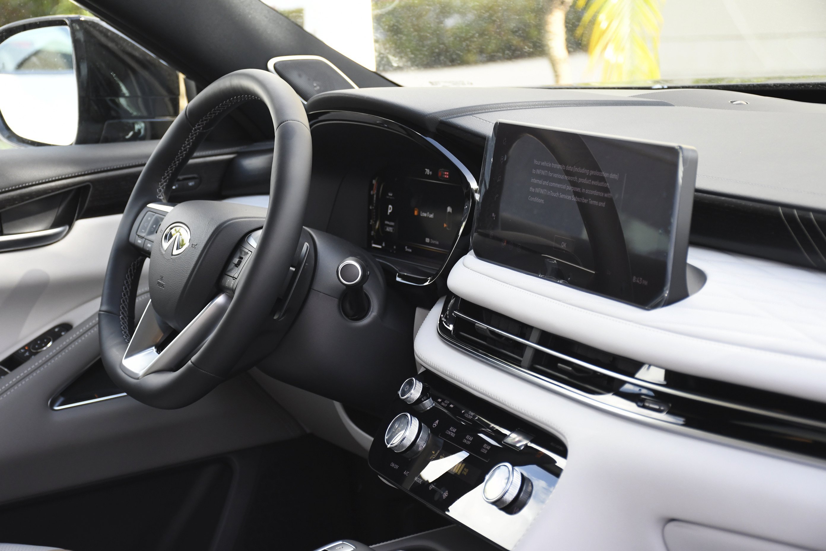 New 2026 MINERAL BLACK INFINITI Autograph AWD image 36