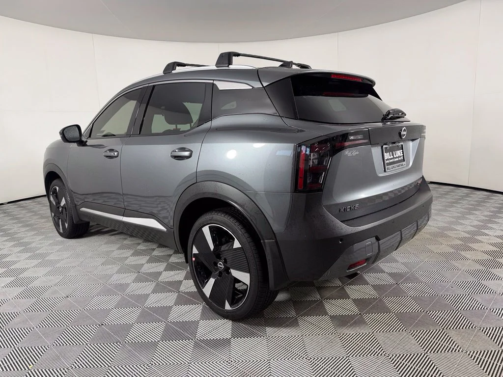 Certified Used 2026 Gray Nissan SR image 9