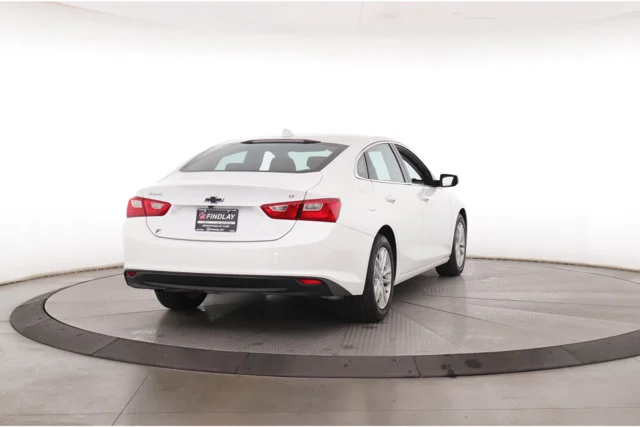 Used 2016 White Chevrolet LT image 9