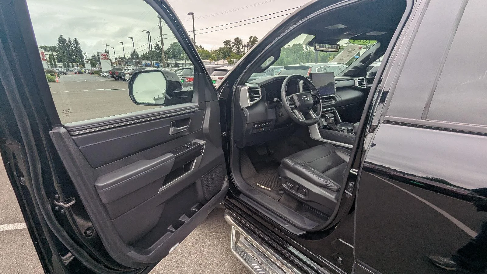 2024 Toyota Tundra Platinum - Photo 16