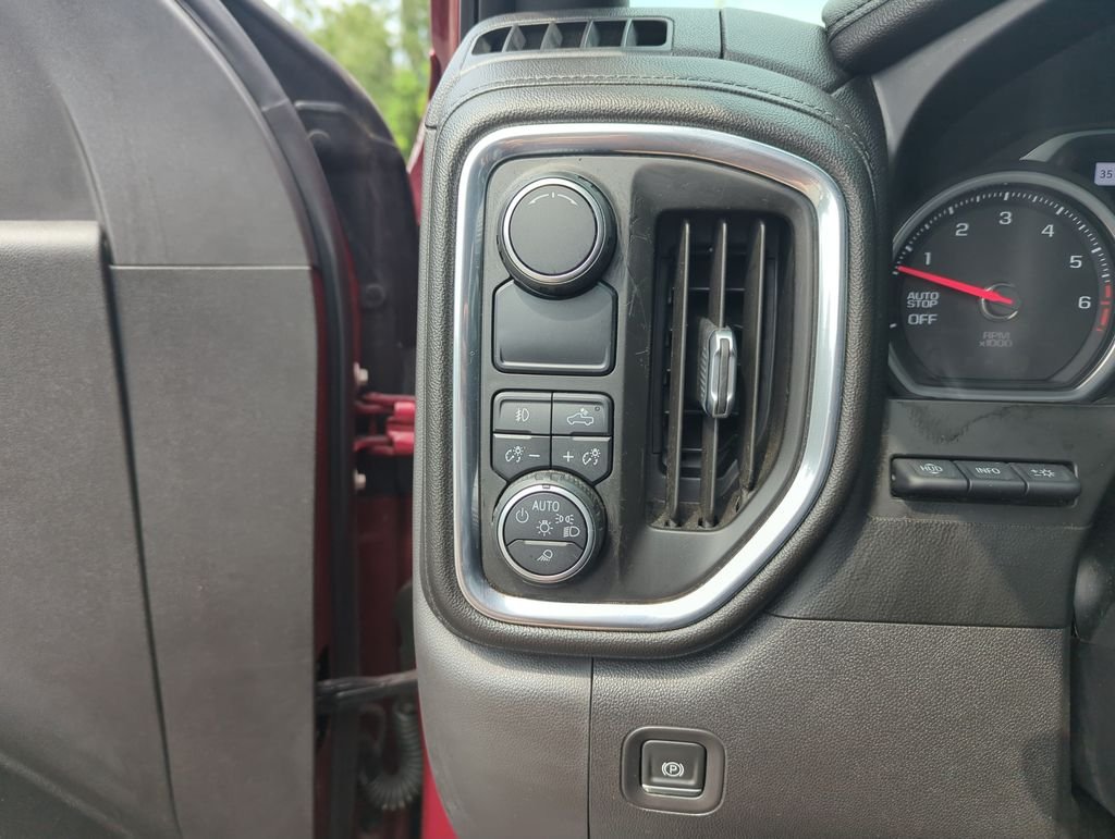 Used 2019 Red Chevrolet High Country image 20