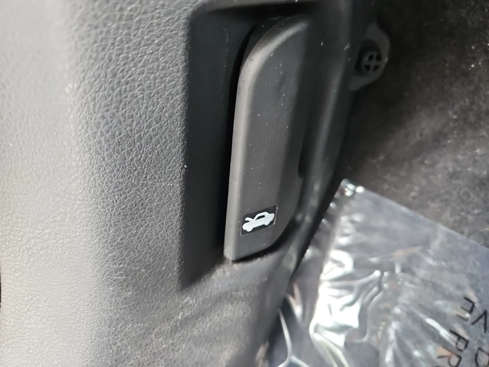 Used 2023 Silver Nissan SV image 28