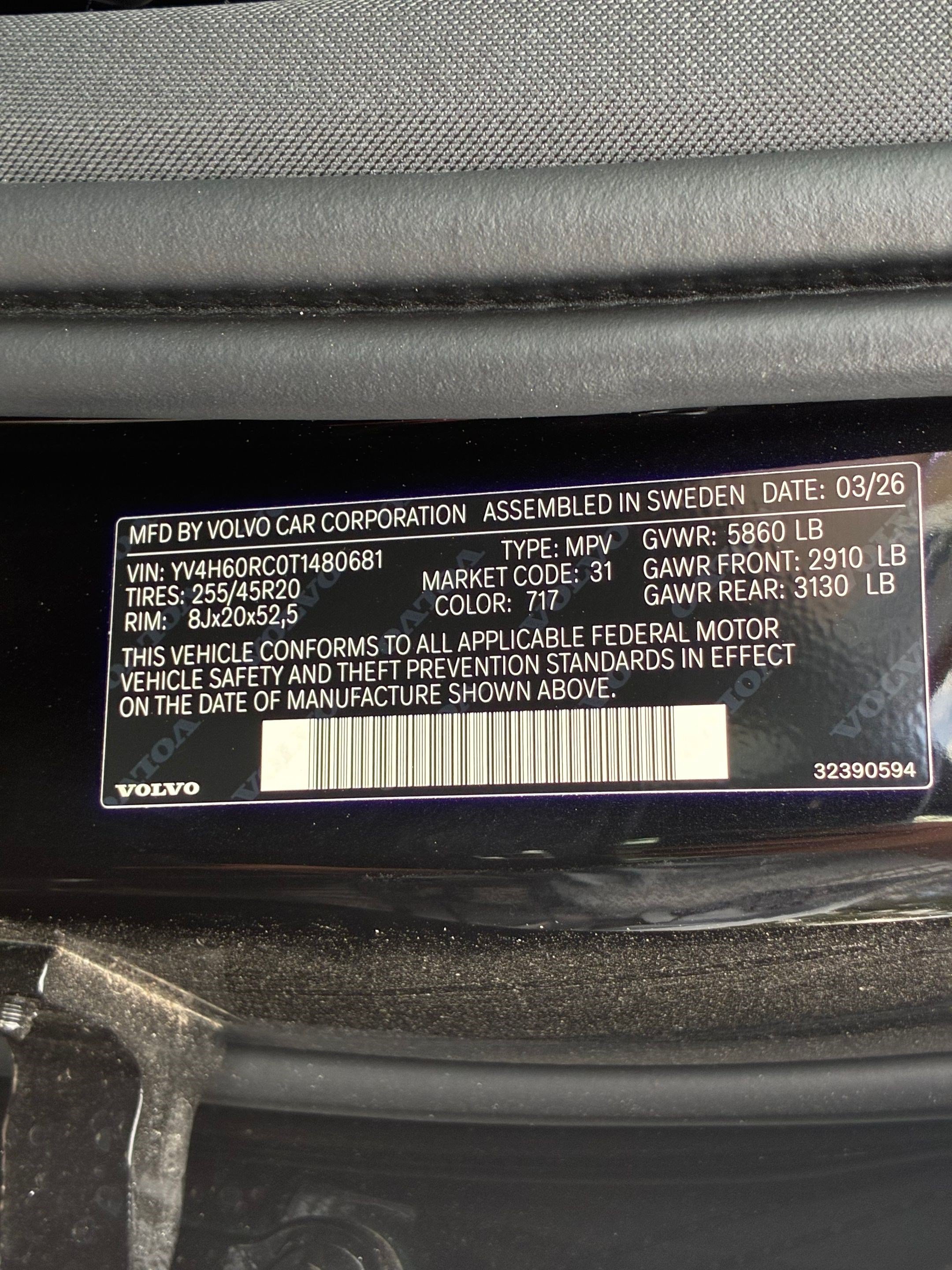New 2026 Onyx Black Volvo Plus image 26