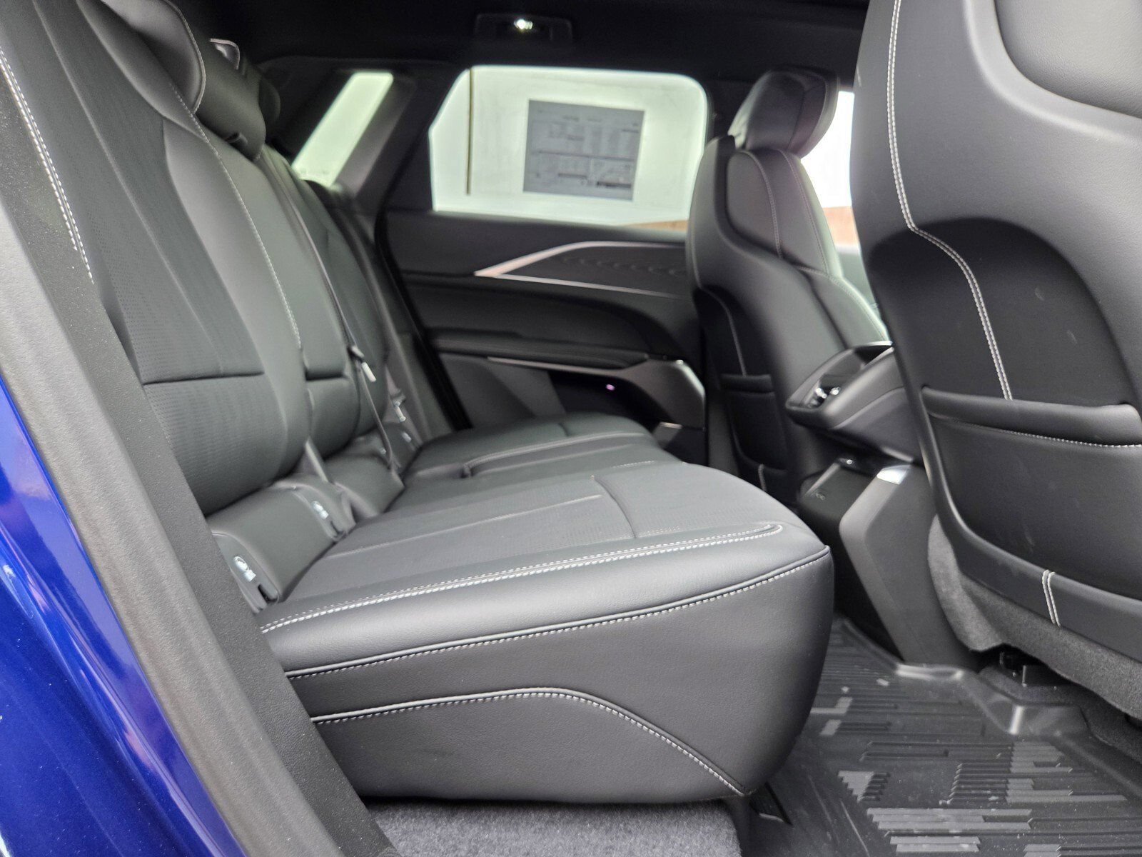 2026 Cadillac LYRIQ Sport - Photo 15
