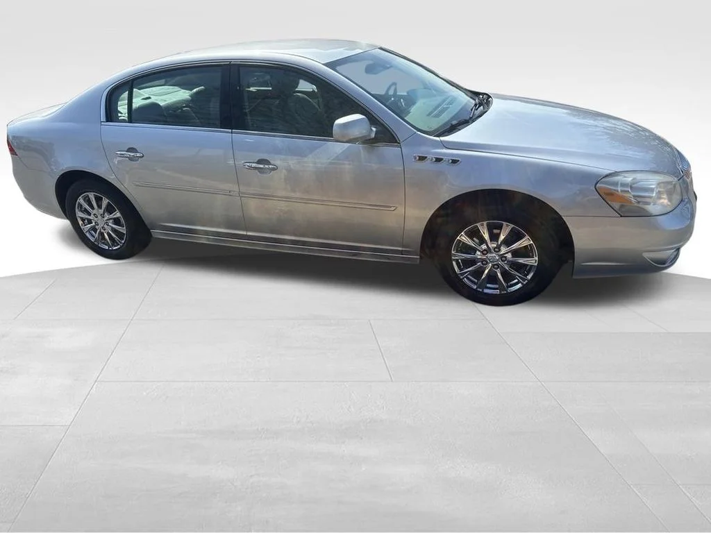 Used 2010 Silver Buick CXL Premium image 11
