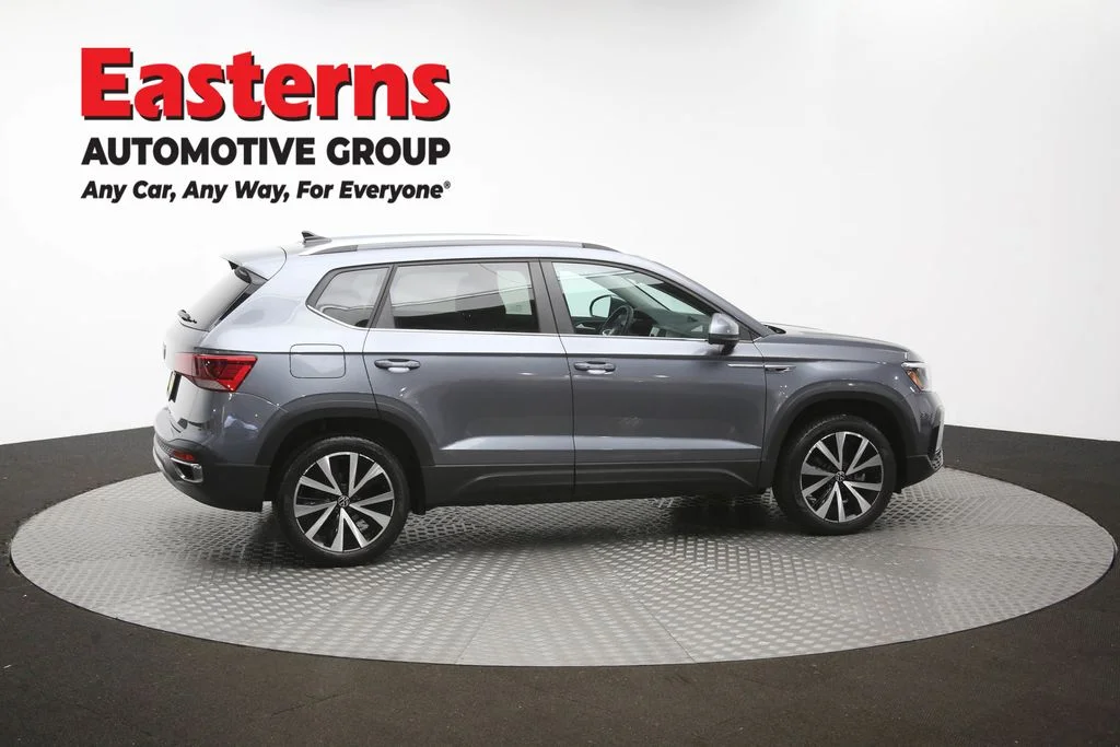 Used 2022 Gray Volkswagen 1.5T SE image 41