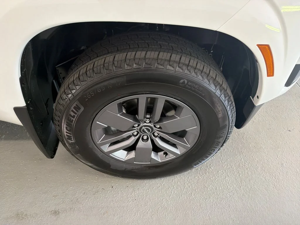New 2027 White Nissan SV image 4