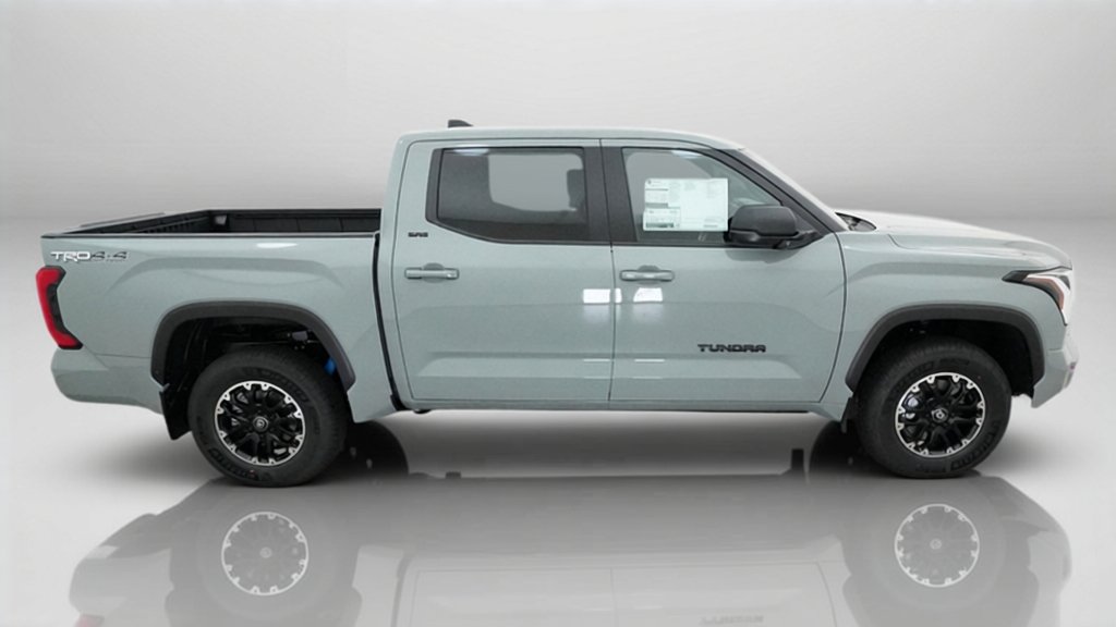 New 2026 Lunar Rock Toyota SR5 image 7