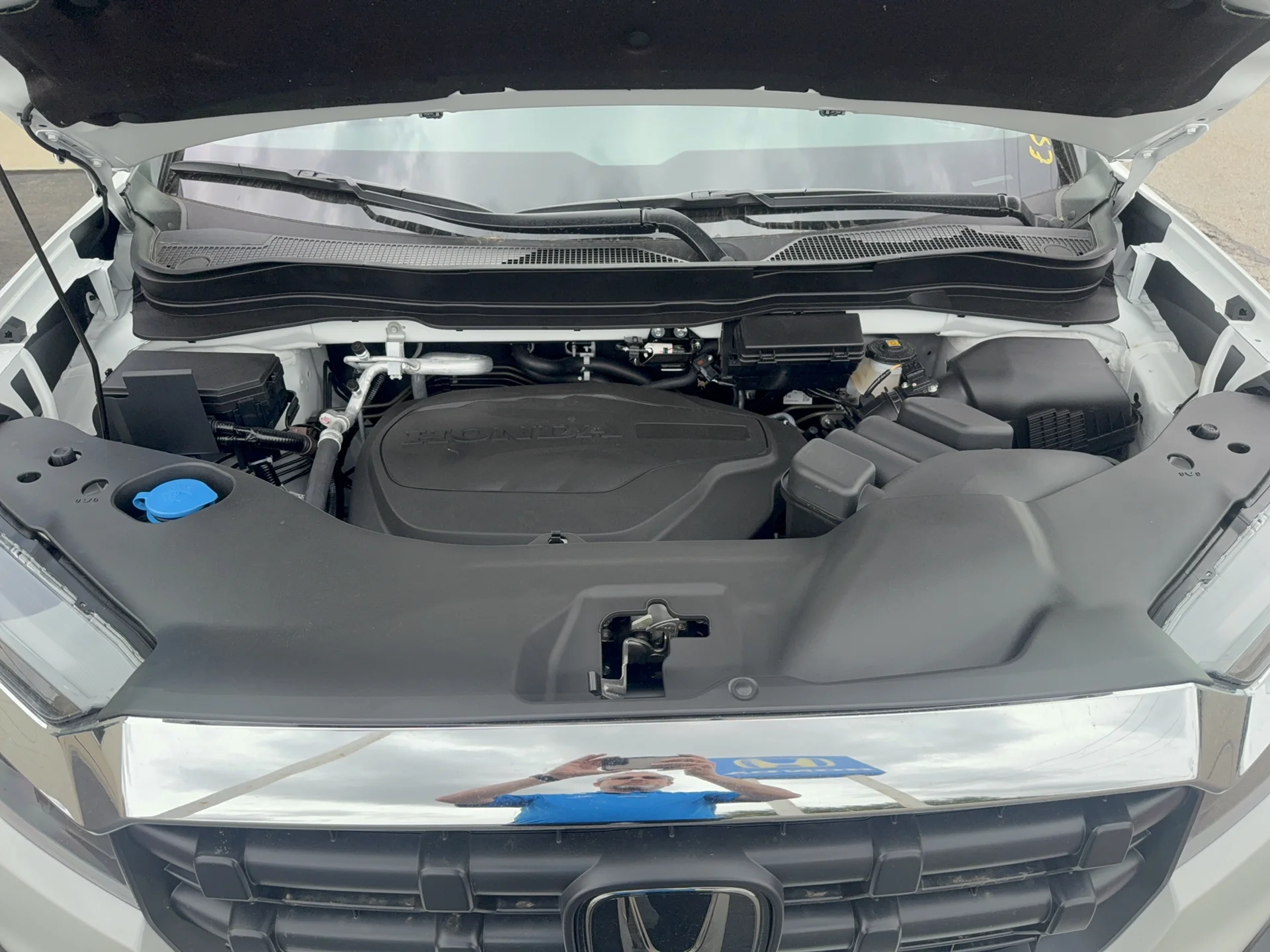 New 2026 Platinum White Pearl Honda RTL image 16
