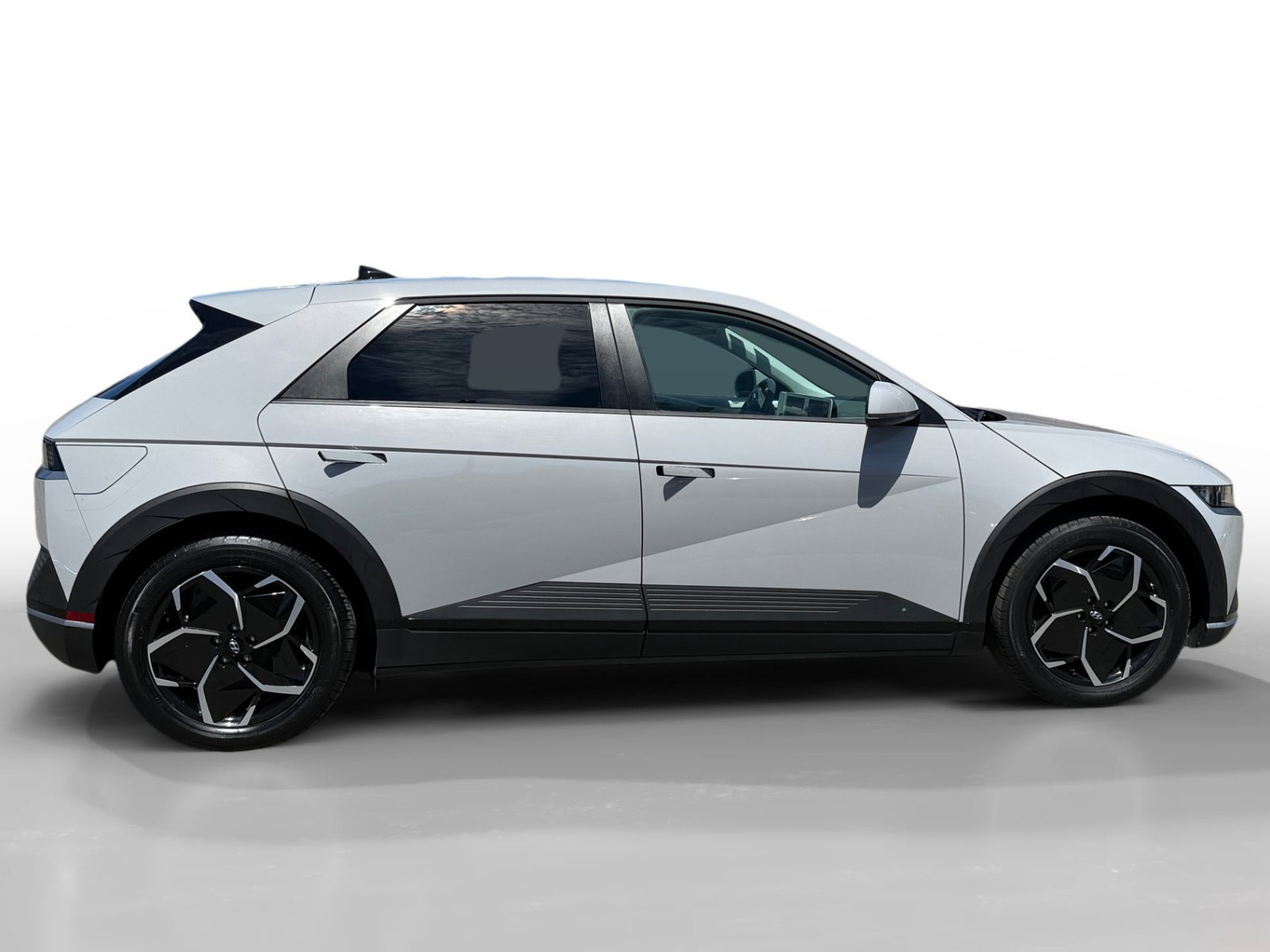 Certified Used 2024 Cyber Gray Hyundai SEL image 6