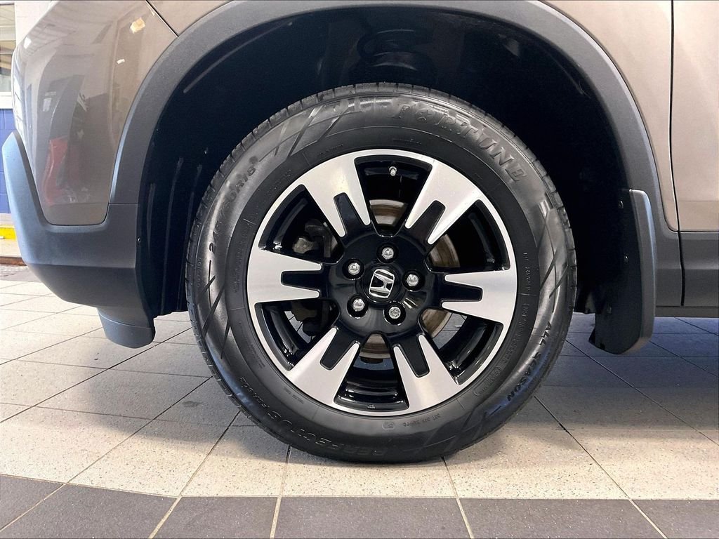 Used 2020 Brown Honda RTL image 7