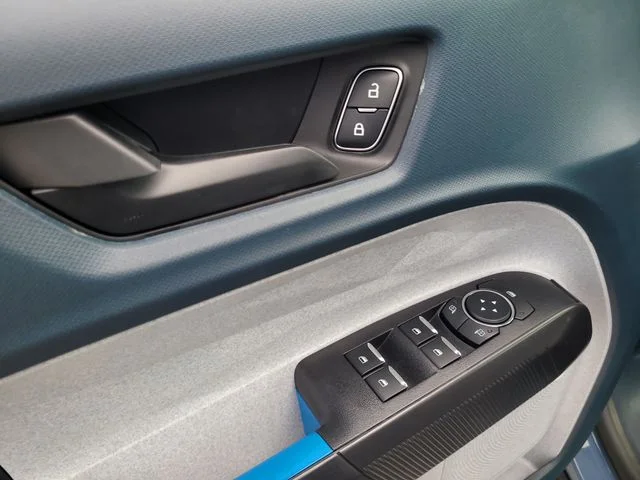 New 2026 Azure Gray Metallic Ford XLT image 17