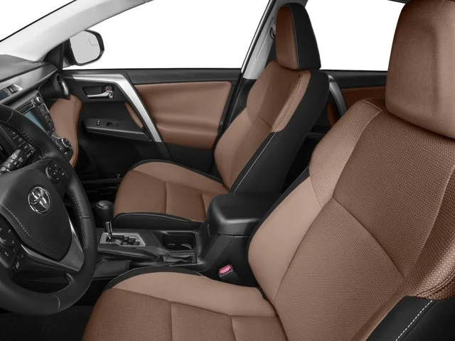 Used 2018 Aqua Toyota Hybrid LE image 9