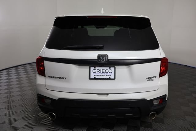 Used 2023 White Honda EX-L image 7