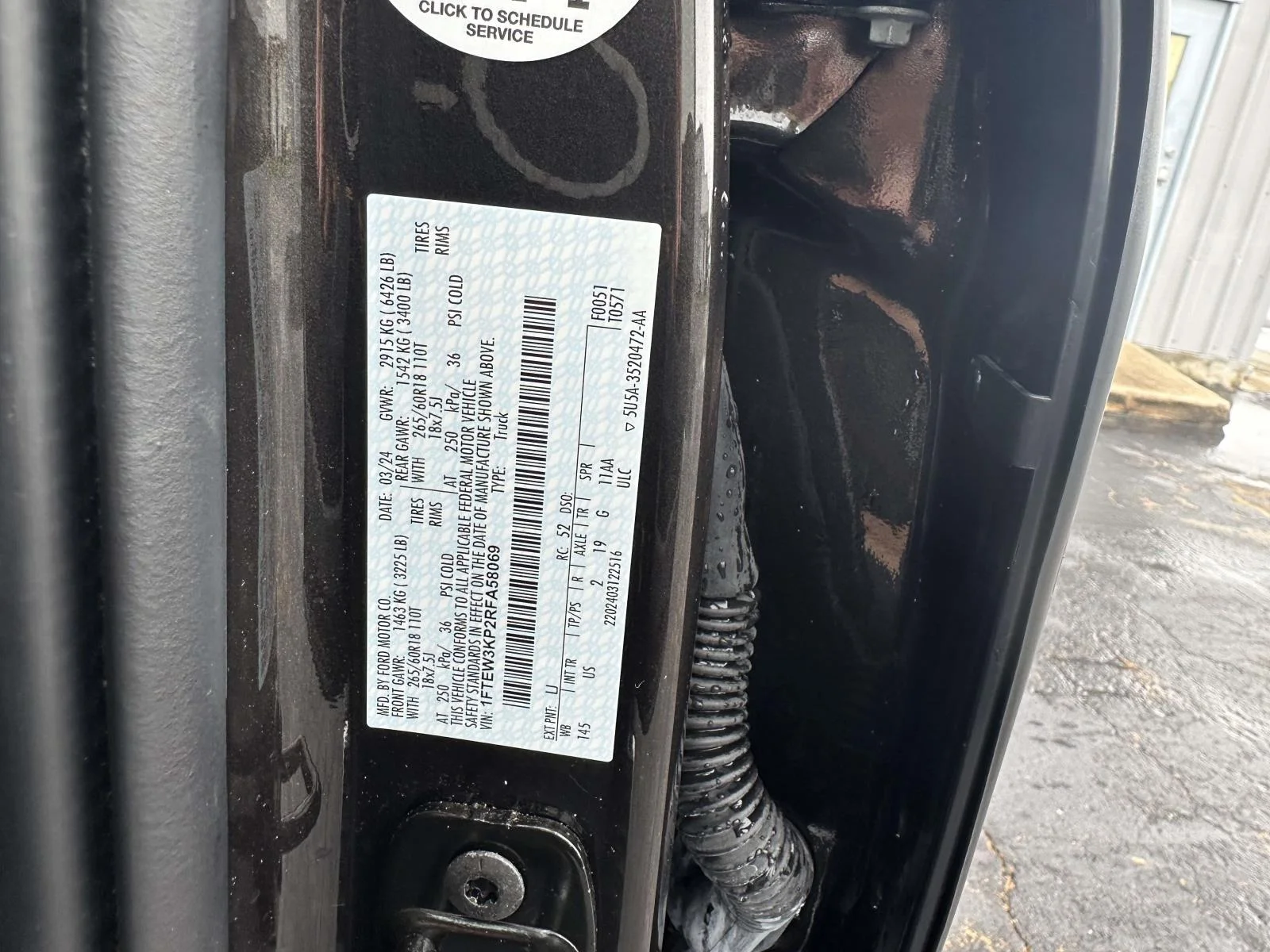 Used 2024 Black Ford XLT image 17