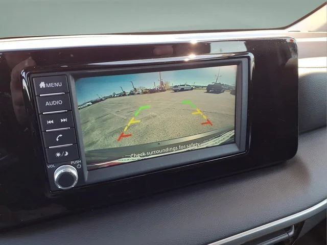Used 2025 Brown Nissan S image 22