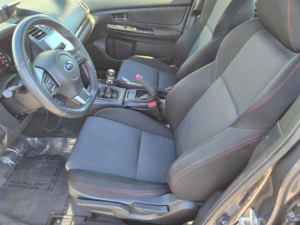 Used 2020 Gray Subaru Premium image 15