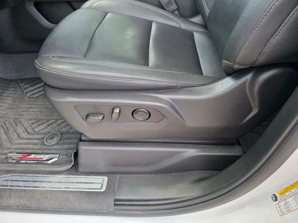 Used 2024 White Chevrolet RST image 16