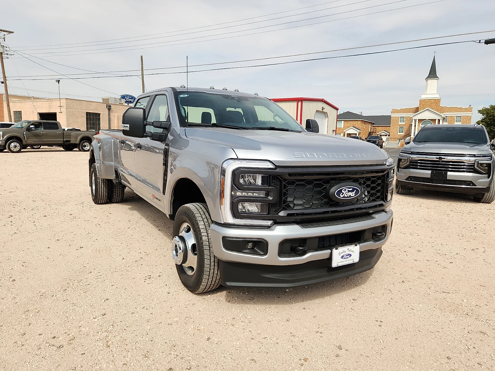 New 2027 Iconic Silver Metallic Ford XL image 1
