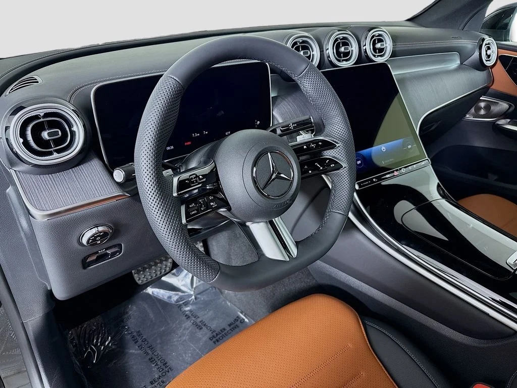 New 2026 Black Mercedes-Benz GLC 300 image 9