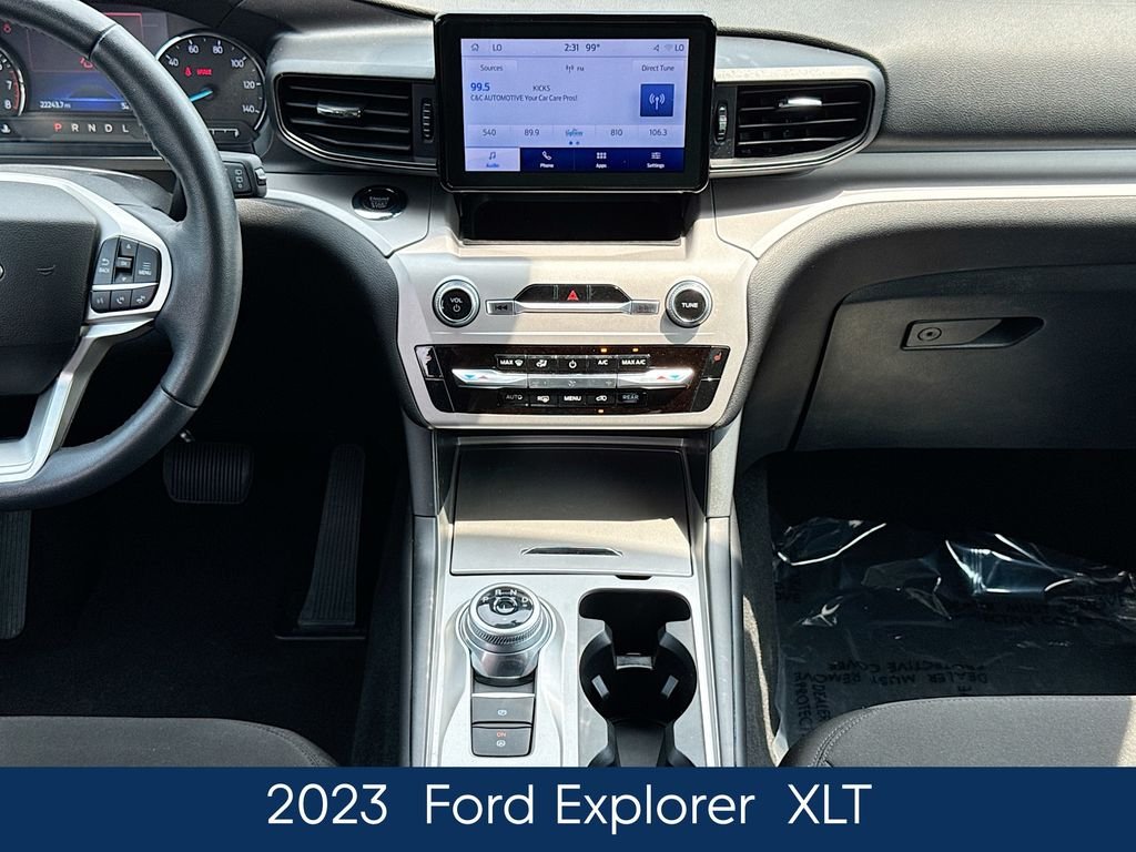 Used 2023 Silver Ford XLT image 28