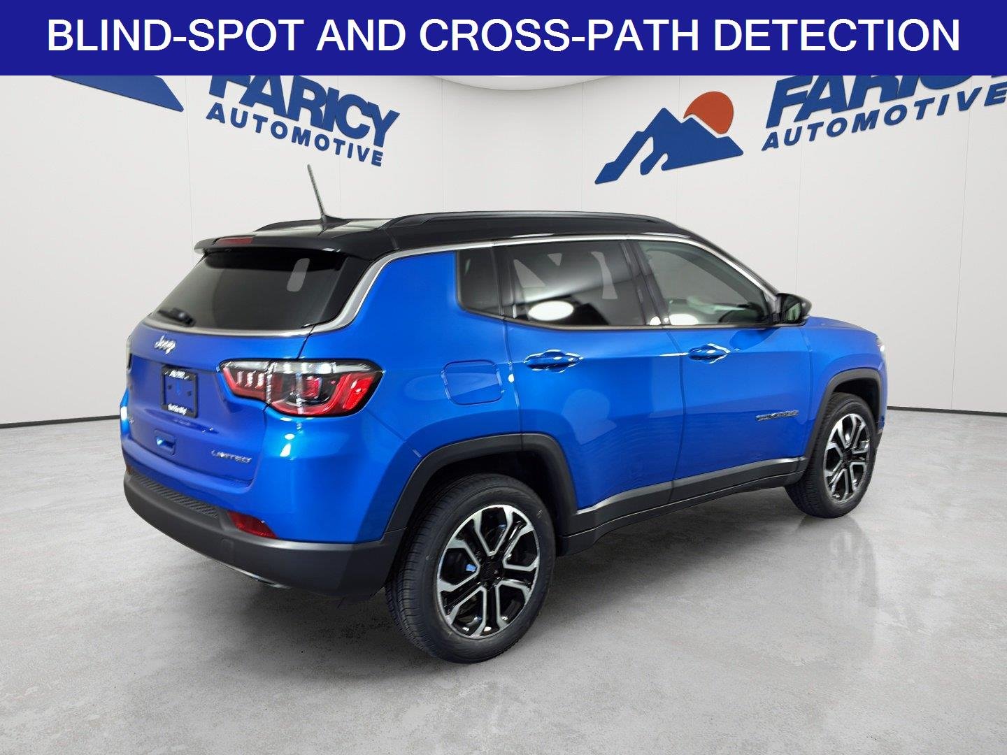 Used 2023 Laser Blue Pearlcoat Jeep Limited image 5