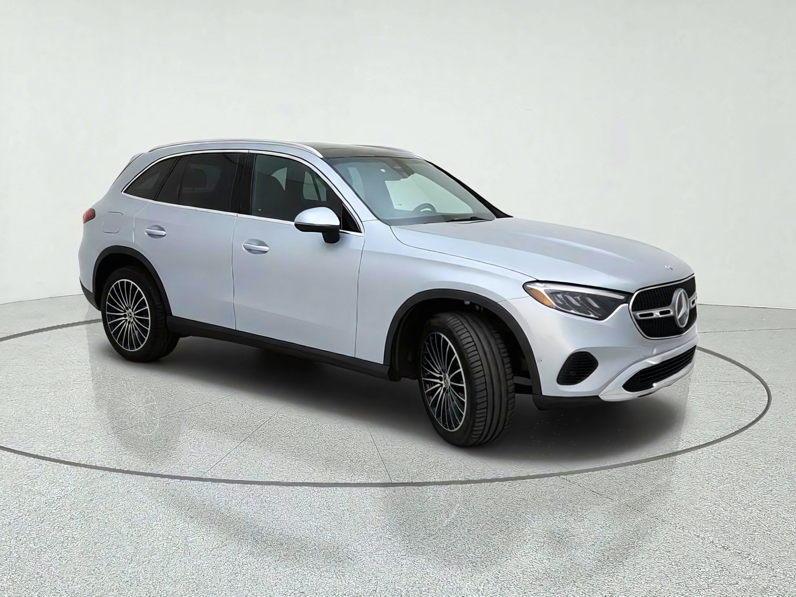 Certified Used 2026 Cirrus Silver Metallic Mercedes-Benz GLC 300 image 5