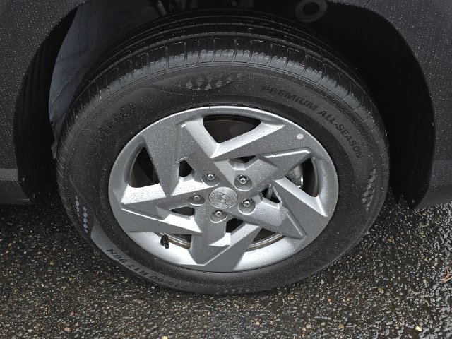 Certified Used 2025 Red Hyundai SEL image 10