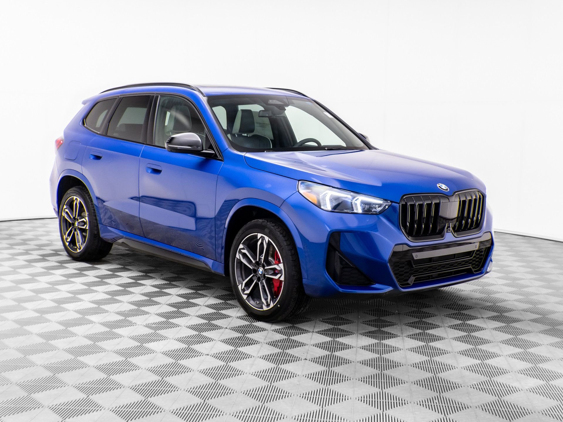 New 2026 Portimao Blue Metallic BMW xDrive28i image 8