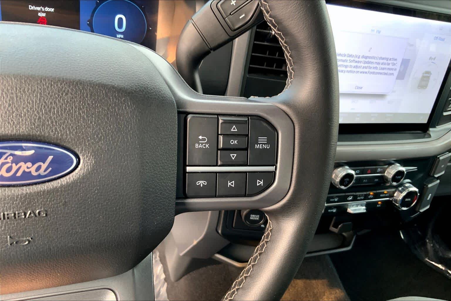 Used 2025 Atlas Blue Metallic Ford XLT image 24