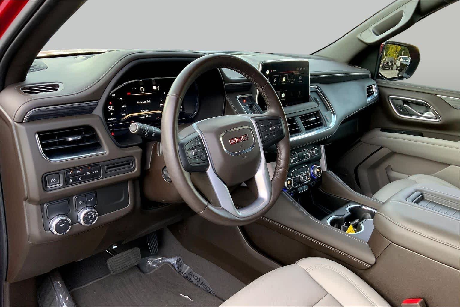 Used 2022 Cayenne Red Tintcoat GMC SLT image 15