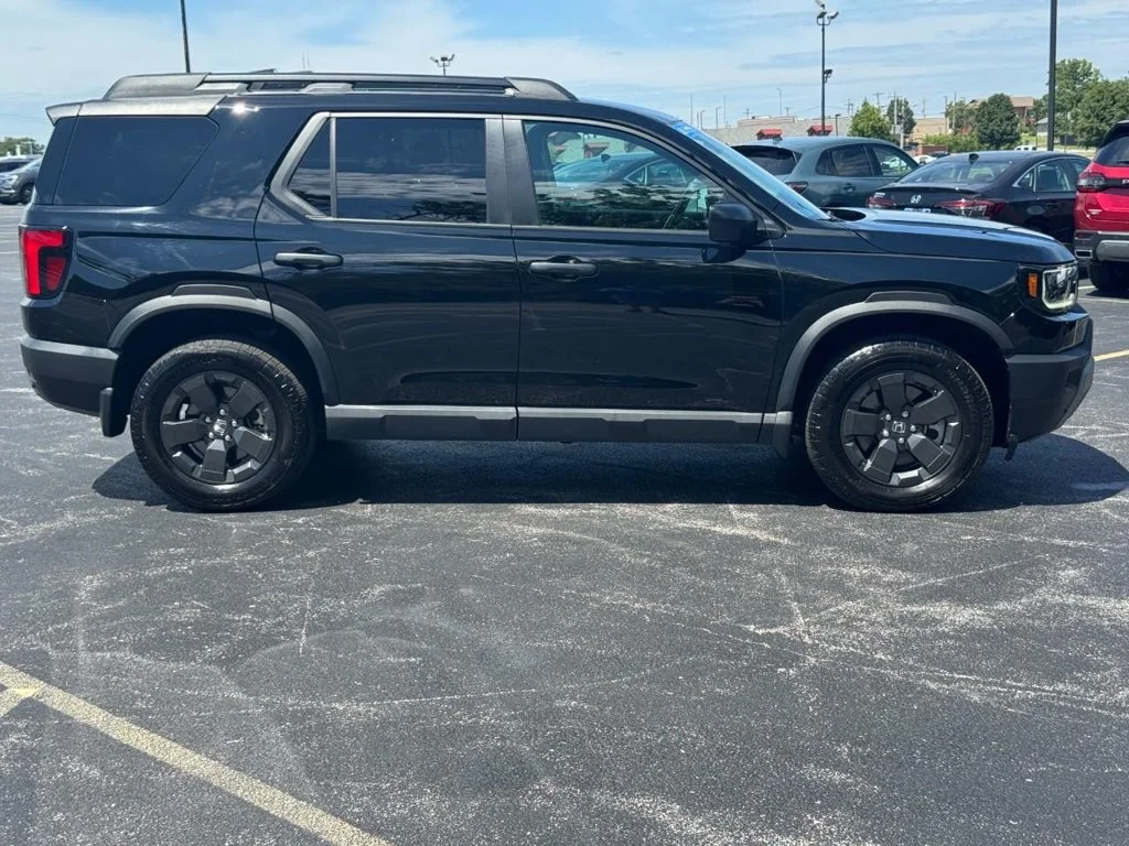 Certified Used 2026 Black Honda RTL image 3