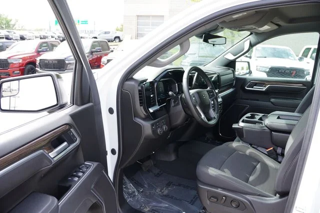 Used 2026 White Chevrolet RST image 17