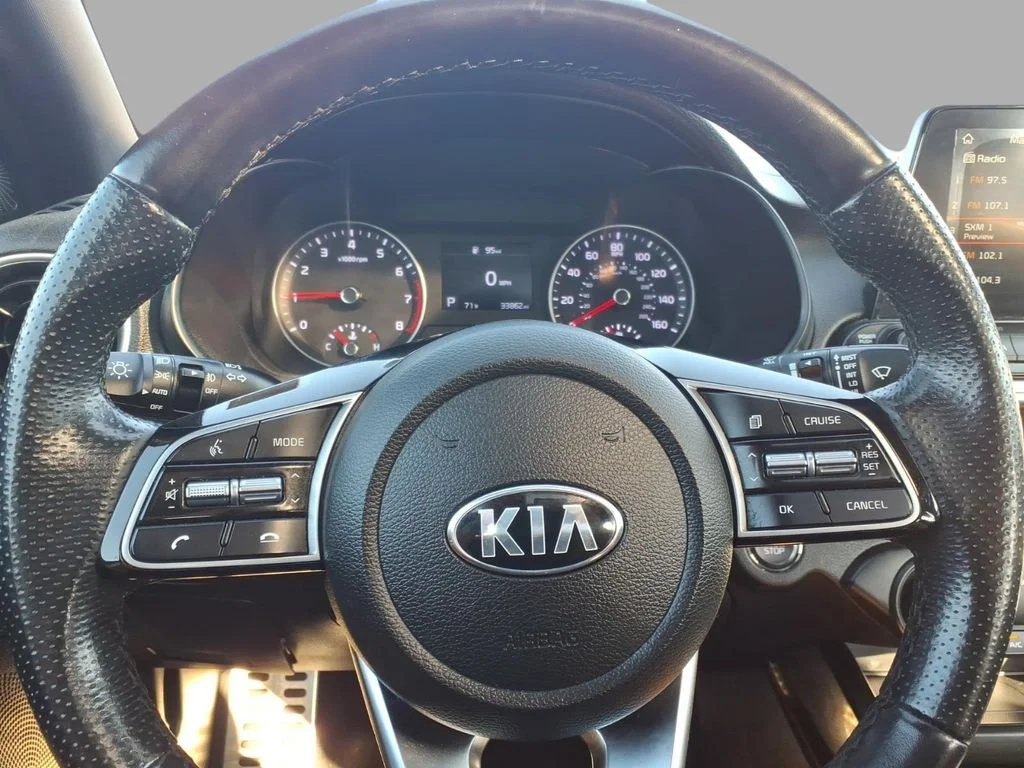 Used 2020 Gray Kia GT-Line image 28