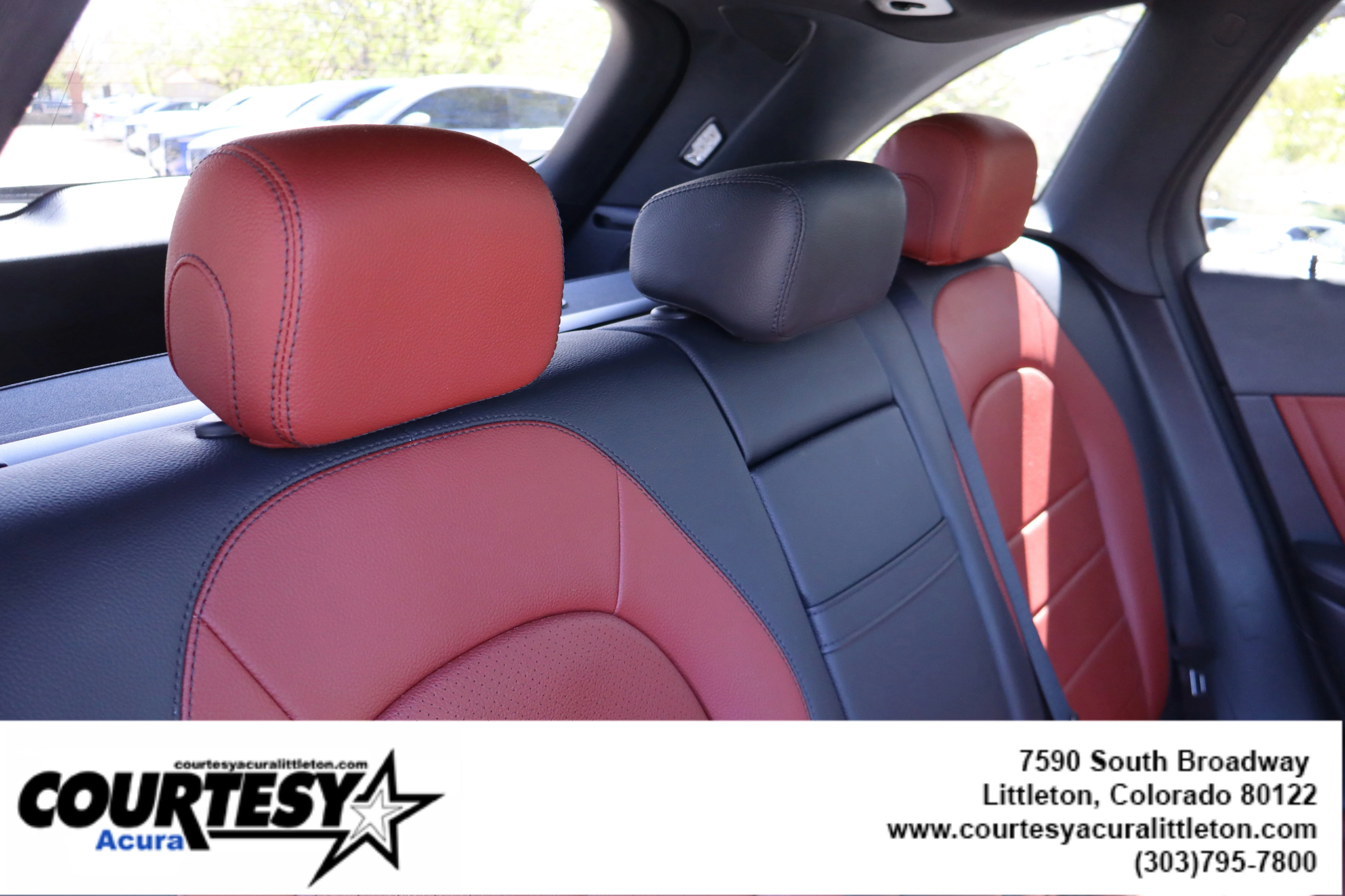 Used 2021 Black Mercedes-Benz GLC 300 image 30