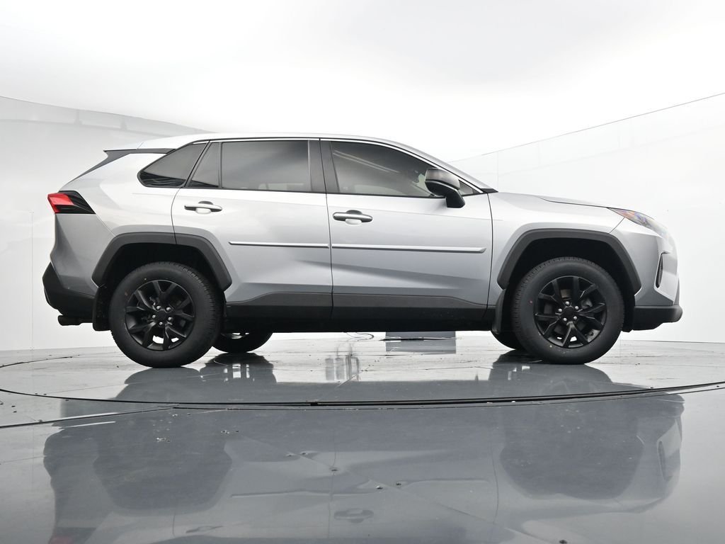 Used 2022 Silver Toyota LE image 43