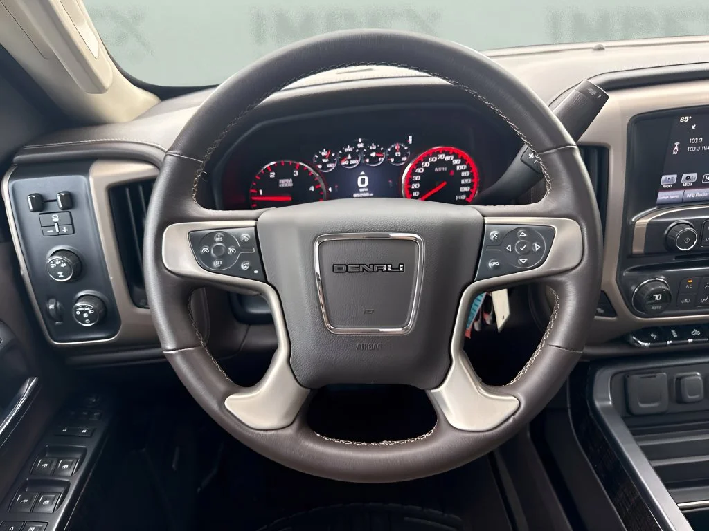 Used 2016 SUMMIT WHITE GMC Denali image 13