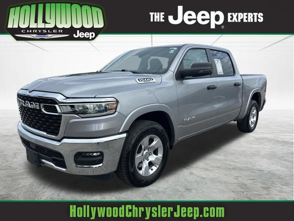 2025 RAM 1500 Big Horn/Lone Star 4x4 Crew Cab 5'7's photo