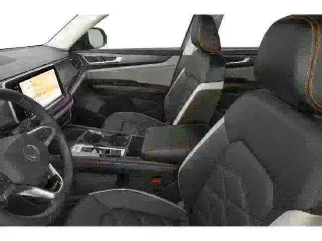 New 2026 Opal White Pearl Volkswagen 2.0T Peak Edition image 6