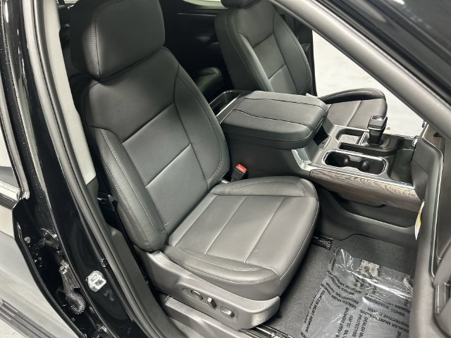 New 2026 Onyx Black GMC SLT image 25