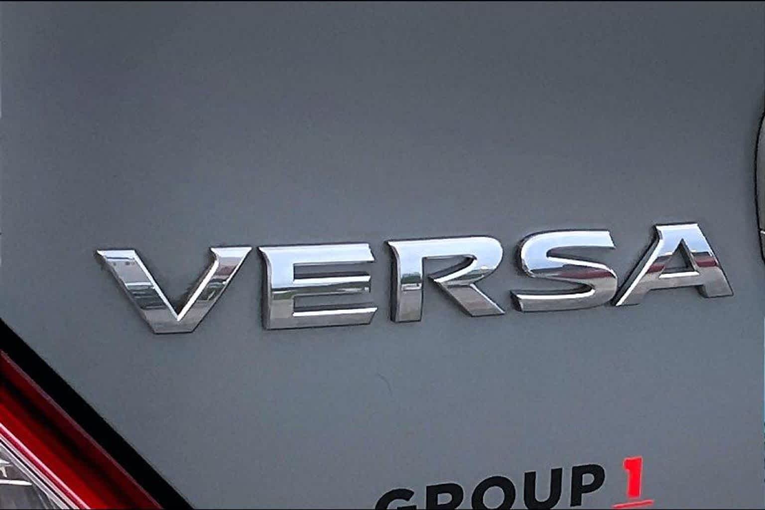 Used 2012 Magnetic Gray Metallic Nissan SV image 27