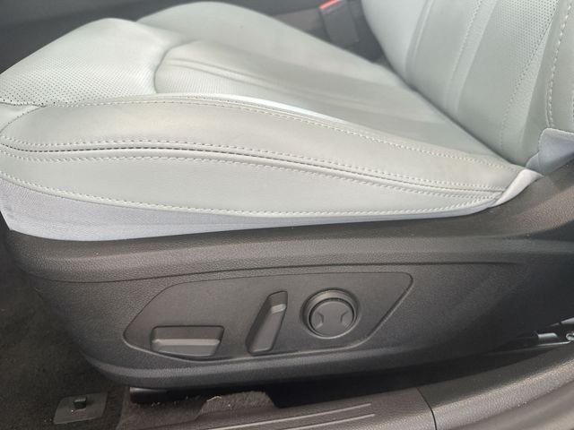 Used 2024 White Kia EX image 16